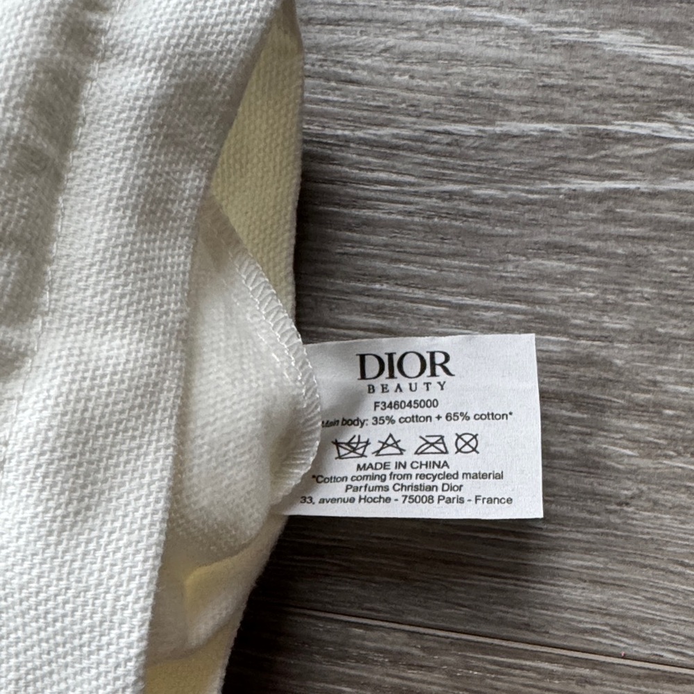 DIOR Cream Drawstring Bag with Gold Logo - Picture 3 of 3